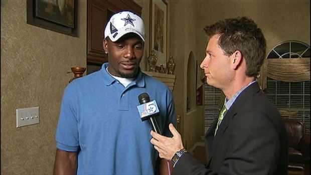 Cowboys Move Up, Take Dez Bryant with 24th Pick