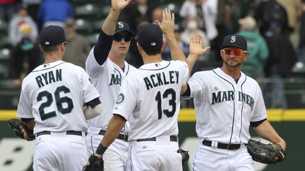 Liddi's Slam Leads Seattle Past Texas