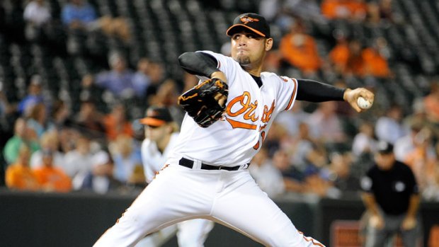 Rangers Get LH Reliever Gonzalez from Orioles