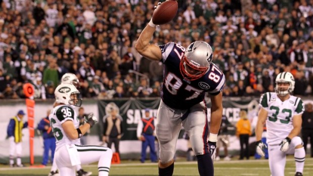 Gronkowski Insists He'll Play Sunday