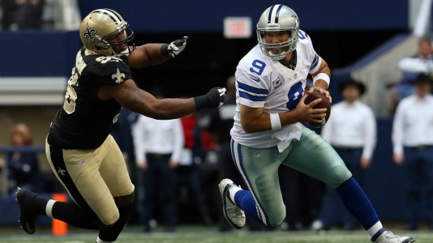Saints Lead Cowboys 17-14 At Half