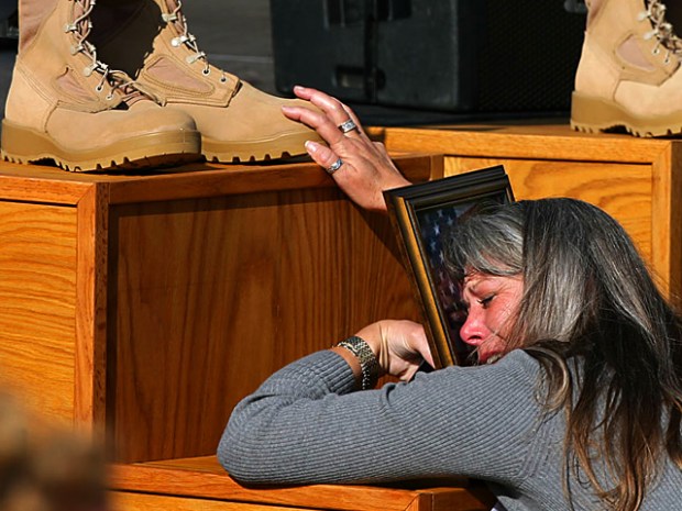 [DFW] Dramatic Photos: The Fort Hood Tragedy