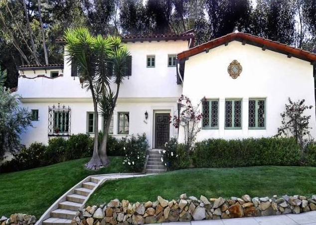 Kurt Cobain and Courtney Love's Kid Snags an L.A. Crib