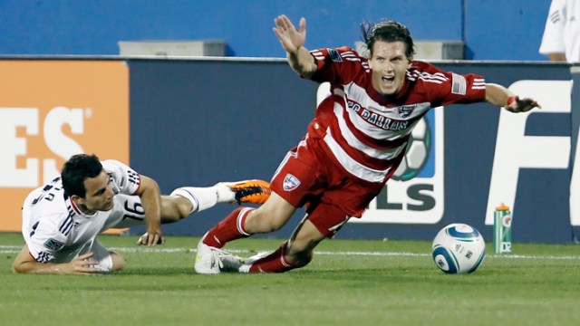 FC Dallas Ties Chicago Fire in Season Opener