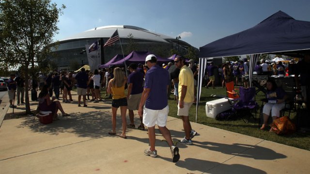 From the Sideline: LSU vs Oregon at Cowboys Stadium