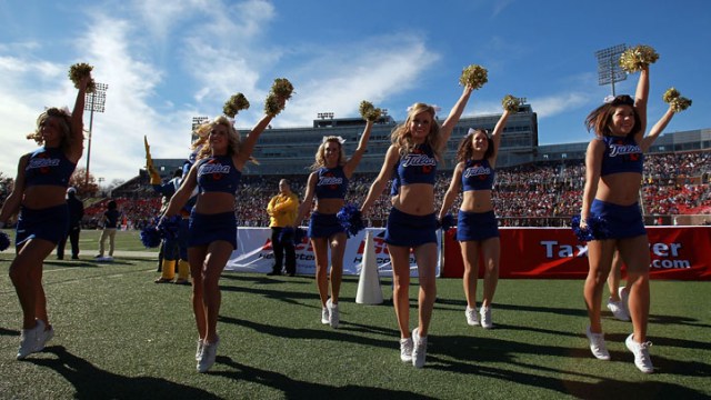 BYU Beats Tulsa With Late TD in Armed Forces Bowl