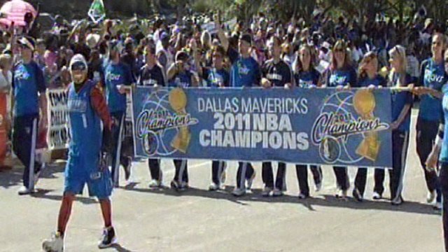 Scenes From the Mavs Victory Parade