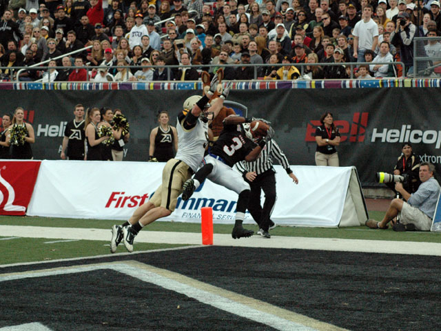 Images from the Sideline: Army Defeats SMU in Armed Forces Bowl