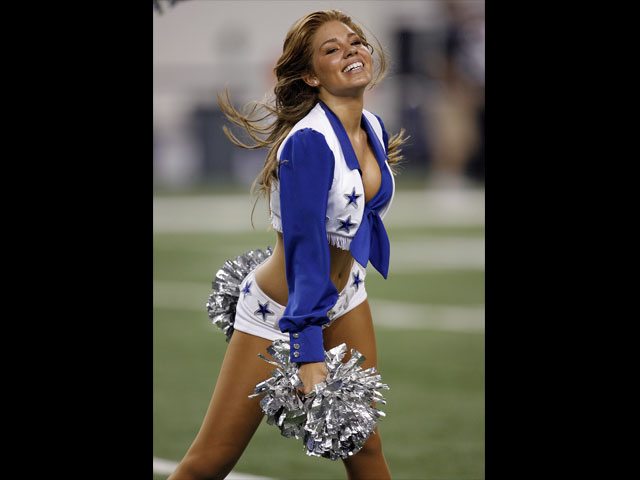 Who's Hotter? Jaguars or Cowboys Cheerleaders?