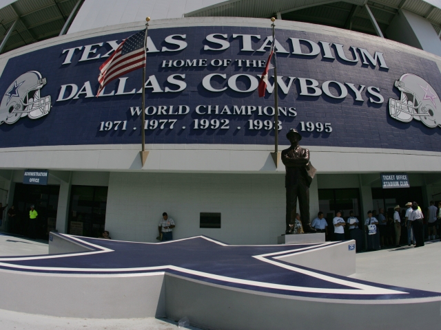 Texas Stadium Implosion by the Numbers