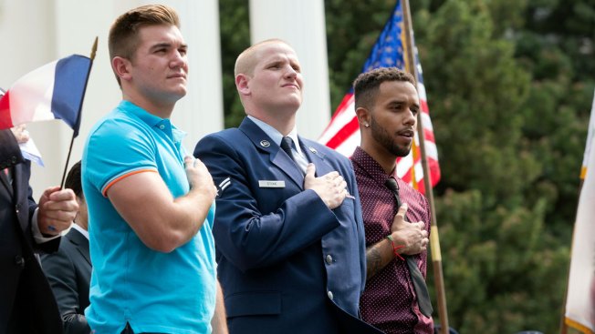 Clint Eastwood Casts Real-Life Heroes in 15:17 to Paris Drama Clint Eastwood Casts Real-Life Heroes in 15:17 to Paris Drama