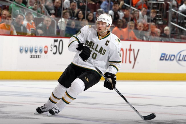 Stars Lose on Last-Second Goal