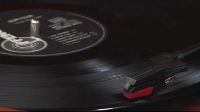 Vinyl records are gaining popularity, spinning their way back into the hands of music lovers.