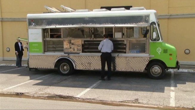 The Dallas City Council will vote next week on whether to loosen restrictions that have kept food trucks from servicing patrons in downtown Dallas.