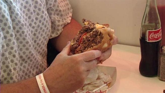 The Heart Attack Grill in the West End closed its doors early on its first day, stopping some North Texans from getting their hands on the Bypass Burgers and Flatliner Fries.
