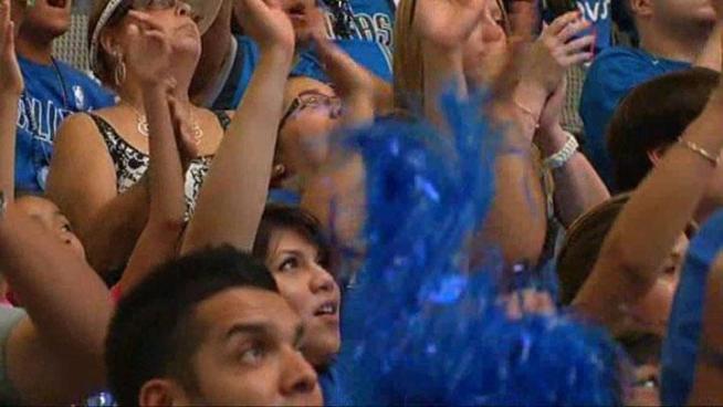 Dallas Mavericks fans fill the AAC to watch the Dallas Mavericks win the NBA Championship.