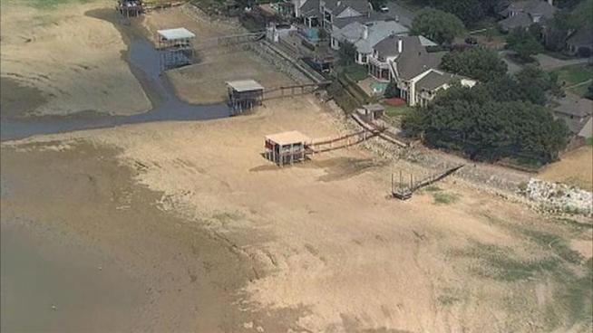 The extended drought and extreme heat have prompted the City of Arlington to close the Lake Arlington boat ramp at Bowman Springs Park.