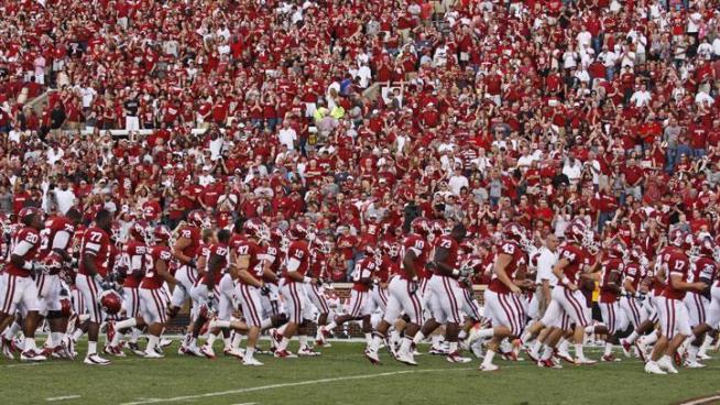 Denton wants to be the North Texas headquarters for Sooner fans coming across the Red River for the Texas-OU game at the State Fair of Texas.