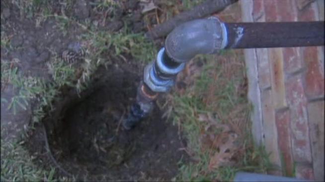 A family in Plano that couldn't reach city officials had their heat turned back on just before Christmas Eve.