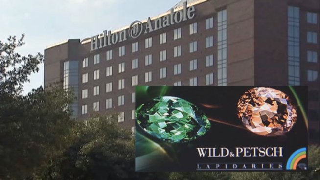 Dallas police are investigating a jewelry heist that happened in broad daylight outside the Hilton Anatole Hotel.