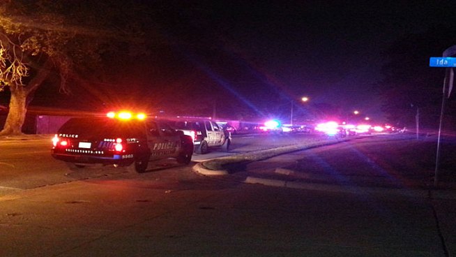Dallas Sheriff's deputies have arrested a man who led them on a high-speed chase through Duncanville, Dallas, Mansfield and Arlington.