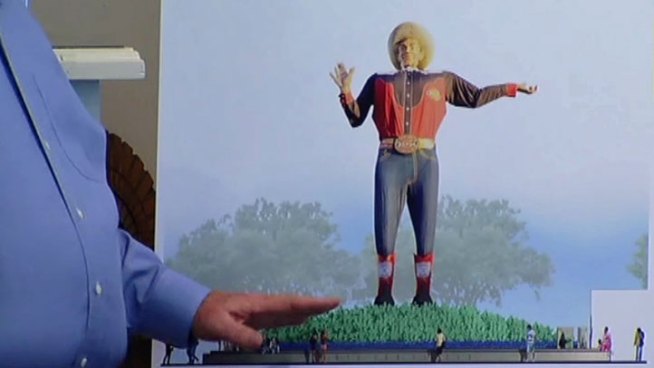 The latest plans for a bigger and better Big Tex, which includes a fancy new base, won praise Wednesday at a review with the Dallas Historic Preservation panel.