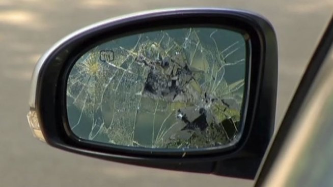 Carrollton police believe the people responsible for a vandalism spree that left more than a hundred vehicles destroyed may be responsible for a similar spree two weeks ago.