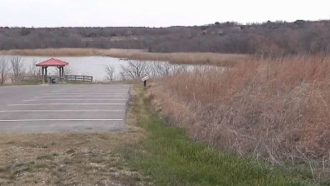 People who live near Cedar Hill State Park might see smoke in the coming days, but there's no need to panic, controlled burns are planned at the park.