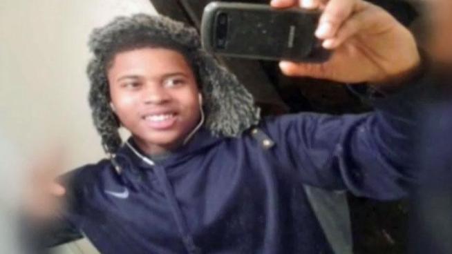 The City of Arlington will honor Clarence Robinson, the Good Samaritan who was shot and killed in the aftermath of a deadly multi-vehicle crash at Brown Boulevard and Collins Street.