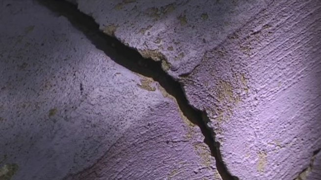 The drought is doing major damage to the foundation at the Como Community Center in Fort Worth. While unsightly, the city said the building is still safe.