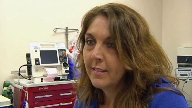 Doctors credit a temperature management system for keeping a woman's brain from becoming permanently damaged after a heart attack.