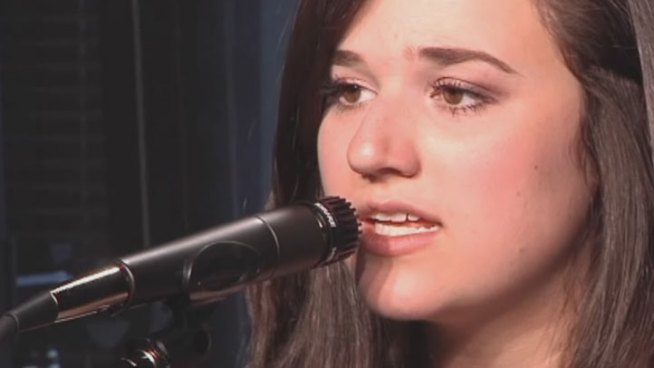 Arielle O'Keffe, a singer-songwriter from Allen, has been picked by E! to star in it's new program 