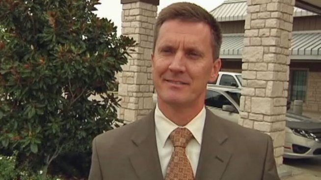 Grand Prairie Police Chief Steve Dye continues to impress helping catch robbers and keep citizens safe.