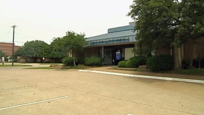 Residents in Garland are fighting city hall over plans to turn a empty business building into a fast food restaurant, residents say they want to see healthier food options.