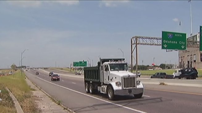 Weekend construction in Denton could be a nightmare for drivers on I-35E as the highway is shutdown in both directions near Apogee Stadium at the University of North Texas.