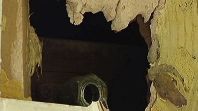 Residents of the Oak Villas apartments in Irving hope a change of management will mean better living conditions.