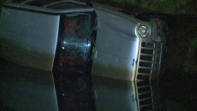 A woman called 911 after getting lost and driving her Jeep into Turtle Creek early Friday morning.