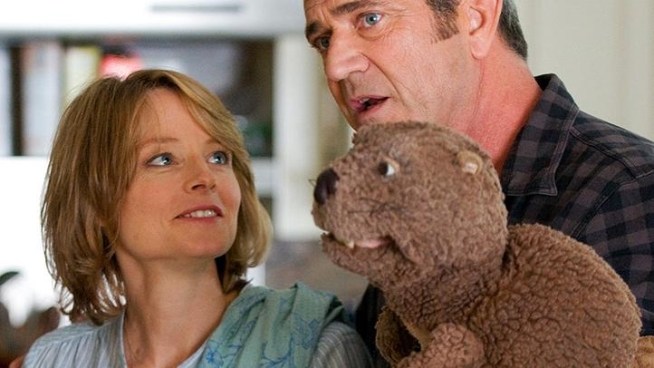PopcornBiz sits down with actress/director Jodie Foster to talk about working with Mel Gibson on her tricky her new dramedy, 