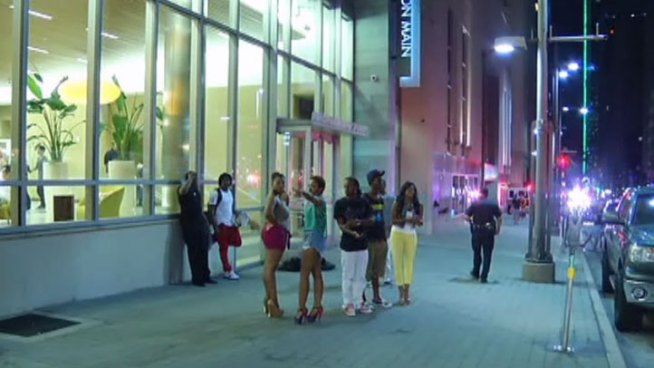 A kitchen fire on the 19th floor forced residents of the Mercantile Place on Main apartments in downtown Dallas to evacuate early Sunday morning.
