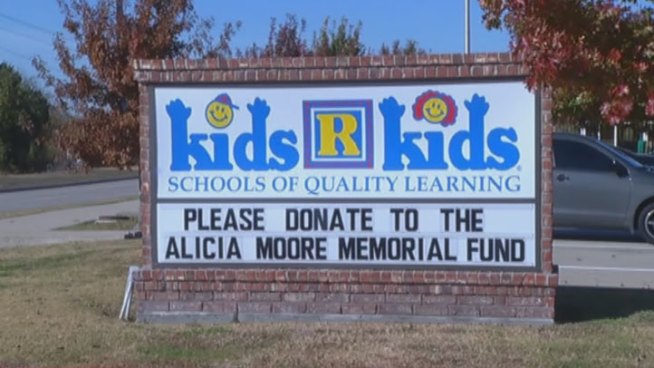 Weeks after 16-year-old Alicia Moore was found dead in rural Van Zandt County, Collin County business owners are coming together to offer a reward to find her killer.
