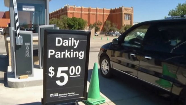 Paying to park in the museum district is causing complaints for some businesses in the area, but the city council will vote on a new parking lot where the price to park will be tiered based on how long you've stayed.