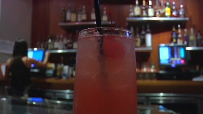 Plano considers changing its 50-50 ratio for alcohol and food sales in restaurants and bars.