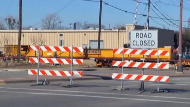 After weeks of warnings from the City of Arlington some residents were caught off guard by closings at railroad crossings in the heart of the city.
