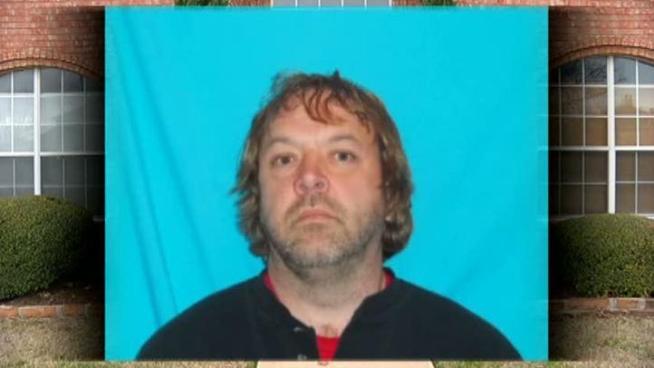 A 16-year-old patient told investigators that the child therapist accused of sexually assaulting her told her he loved her.