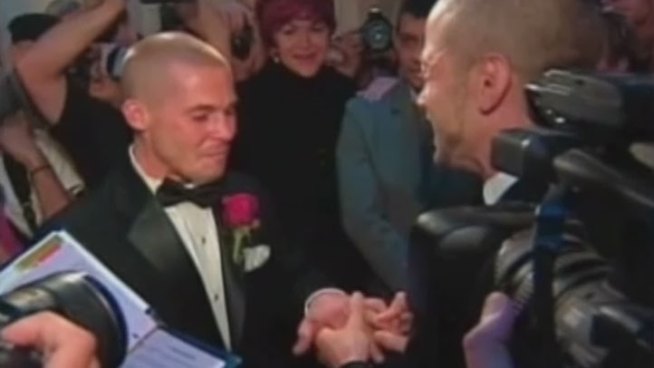 A Dallas lawmaker has introduced a measure that would let voters decide whether to allow same-sex marriages in Texas.