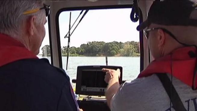 North Texas law enforcement agencies spent Wednesday on Lewisville Lake learning how to use sonar equipment on rescue boats for search and recovery efforts.