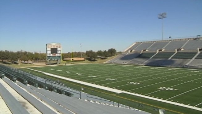 Some West Mesquite High School football players were suspended after death threats were made on Twitter last week before a big game against Poteet High School.