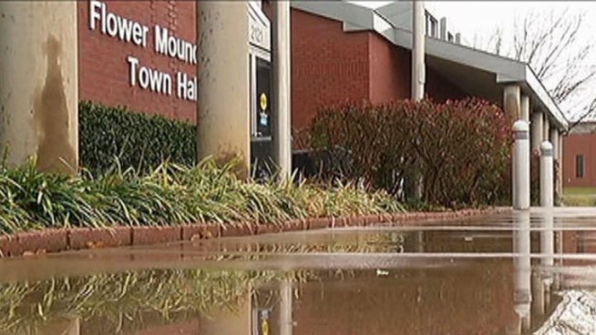 Leaders in Flower Mound want another option to the Lake Ralph Hall plan supplying water to Denton County.