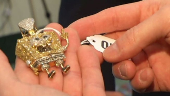 U.S. Marshals are auctioning off more than 350 pieces of jewelry and coins at the Fort Worth Convention Center on Saturday.