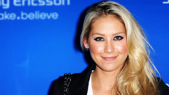 Anna Kournikova tells why she thinks she's qualified to be a trainer on 